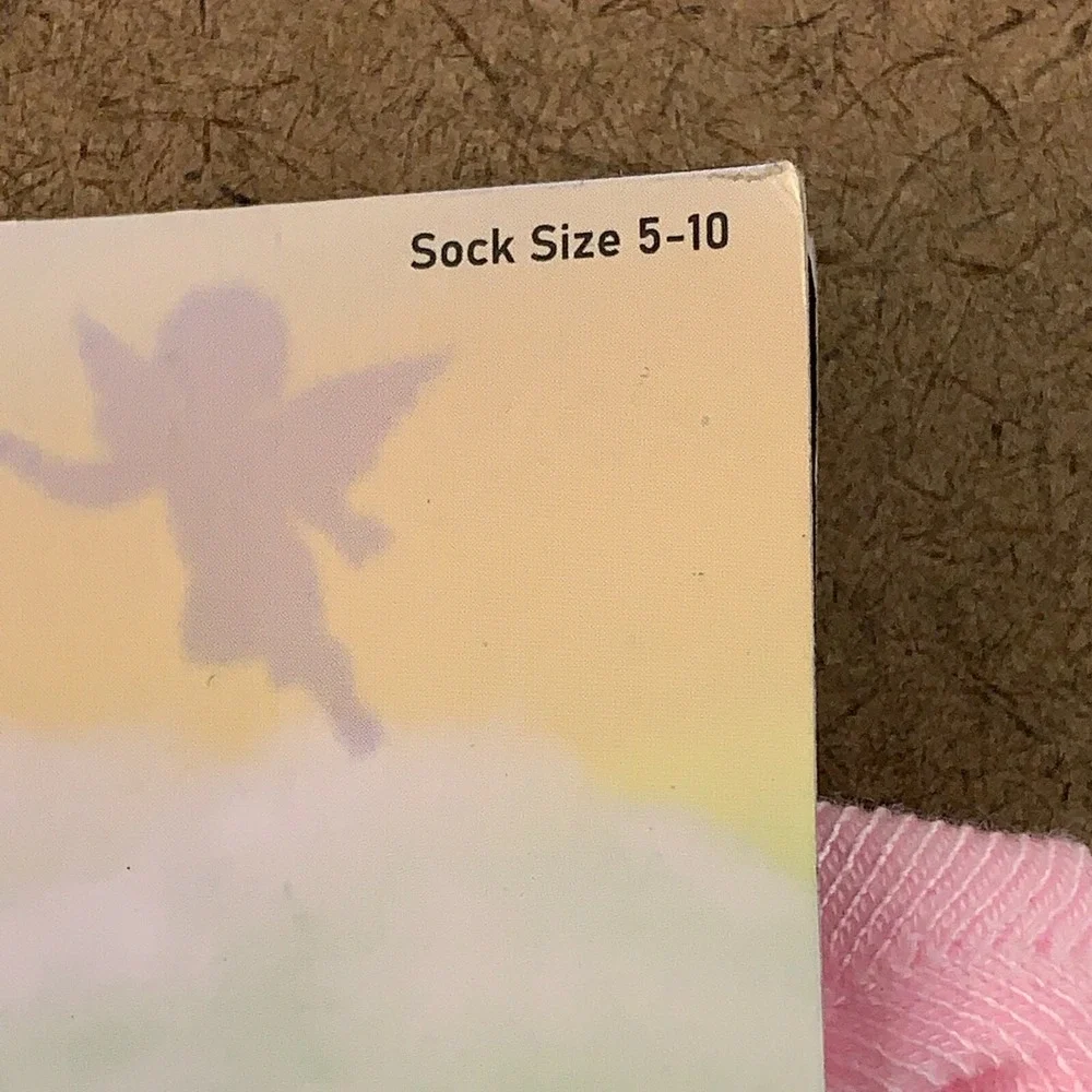 Hot Topic‎ Women's Shoe Size 5-10 Pink 3D Wings Ankle Socks 1 Pair NWT